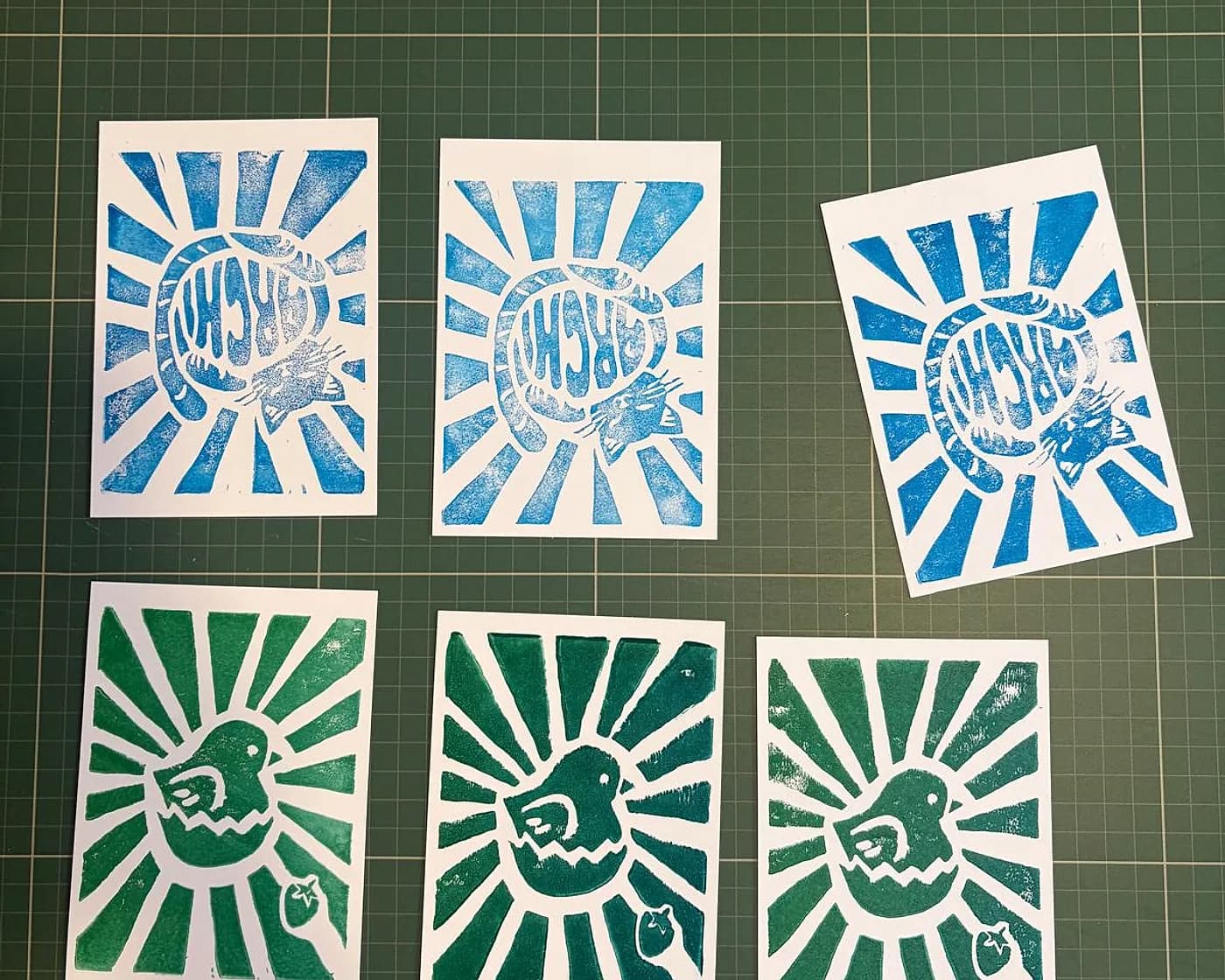 Cartes gravées, deux motifs, gravure réalisée chez Artichaut à Montmartre